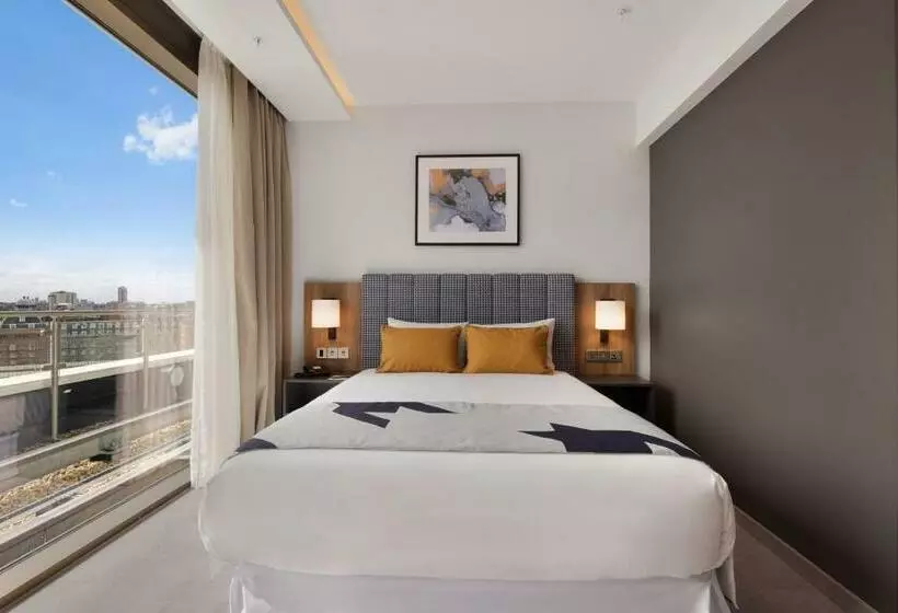 Hotel Riu Plaza London Victoria