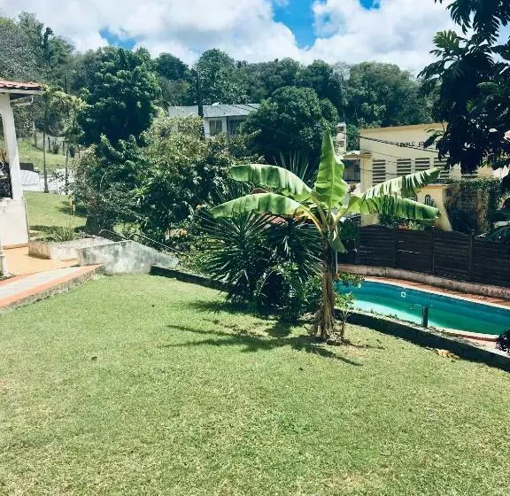 پانسیون La Canopée Enchantée, Chambres D Hôtes, Piscine, Proche Aéroport, Gare Maritime