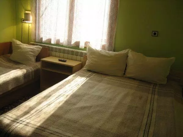 Aamiaismajoitus (B&B) самостоятелни стаи в къща за гости балкан