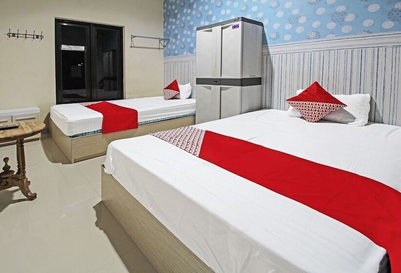 فندق Oyo 91202 Family Guest House Syariah