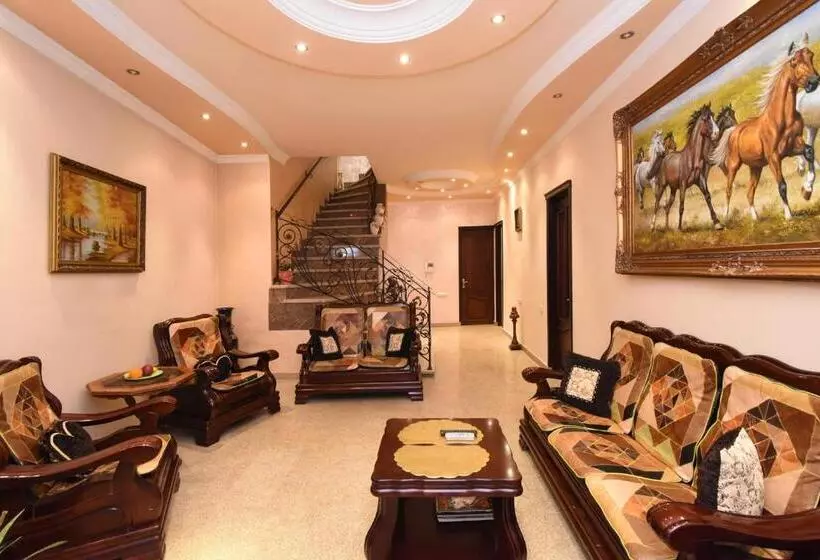 پانسیون Guest House Yerevan