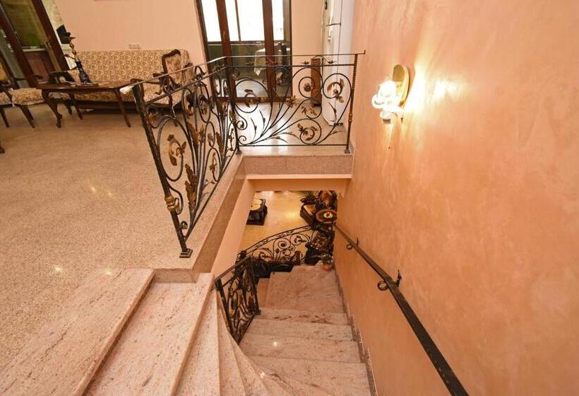 پانسیون Guest House Yerevan