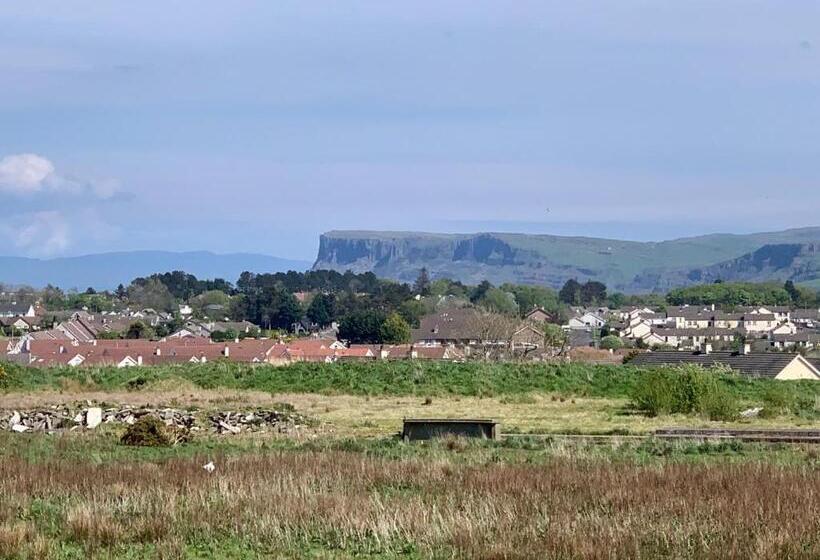 ペンション Loft Room @ Sean And Janes