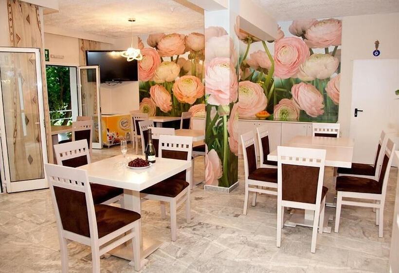 فندق Anatoli Beach