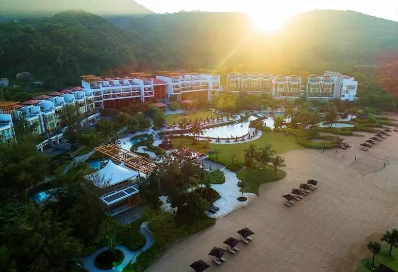 ホテル Angsana Lang Co