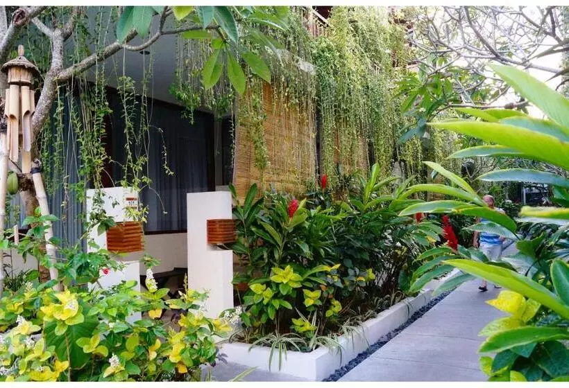 فندق Arana Suite