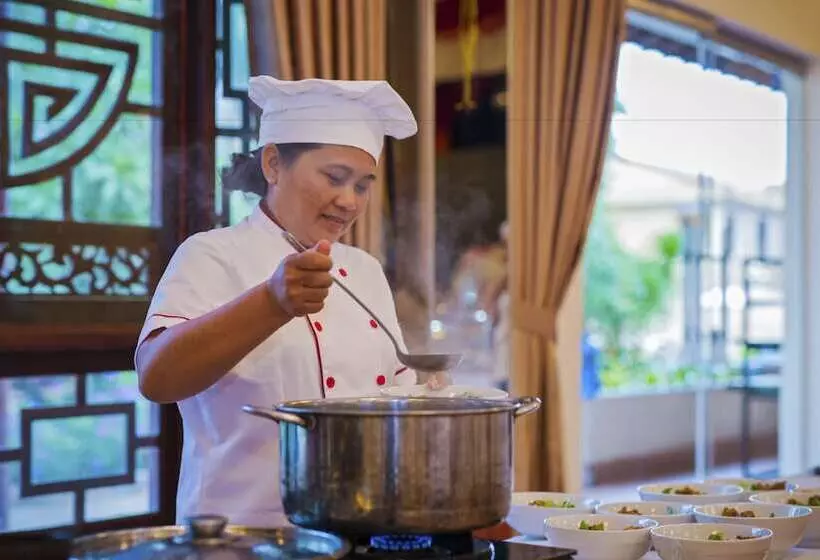 هتل Bach Dang Hoi An