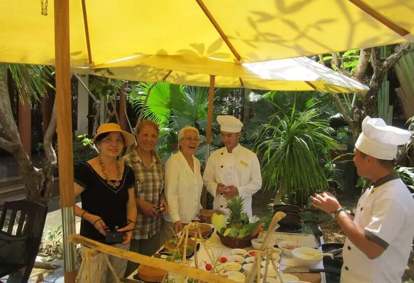 هتل Bach Dang Hoi An