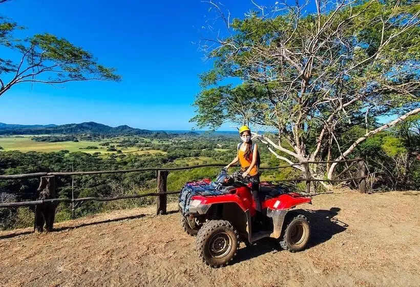 Hotel Cafe Playa Negra