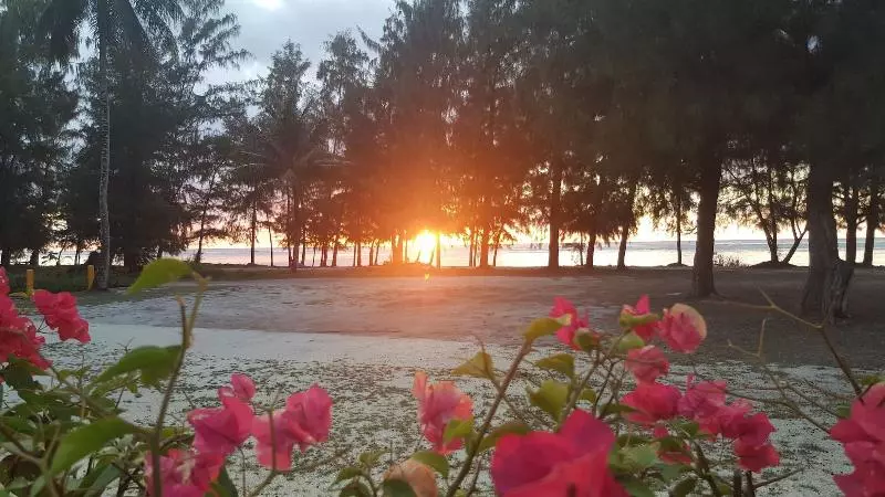 Hotel Chalan Kanoa Beach