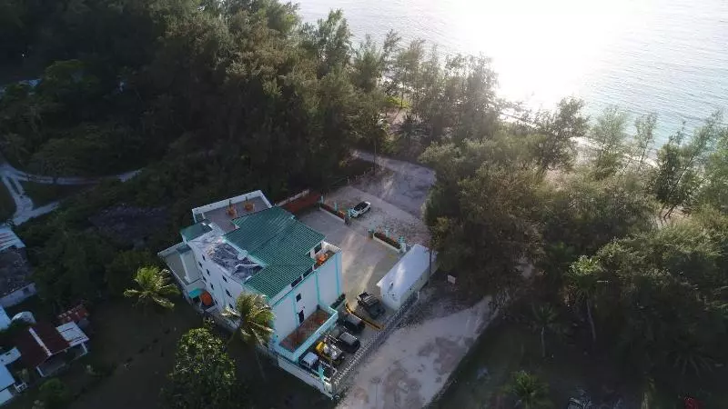 Hotel Chalan Kanoa Beach