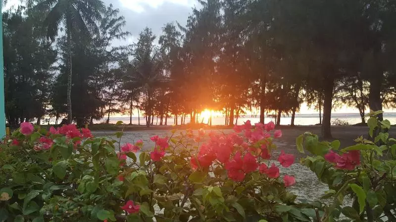 Hotel Chalan Kanoa Beach