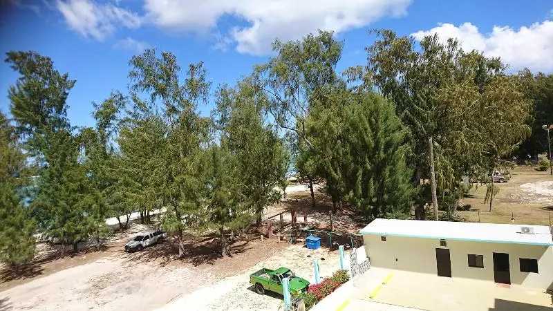 Hotel Chalan Kanoa Beach