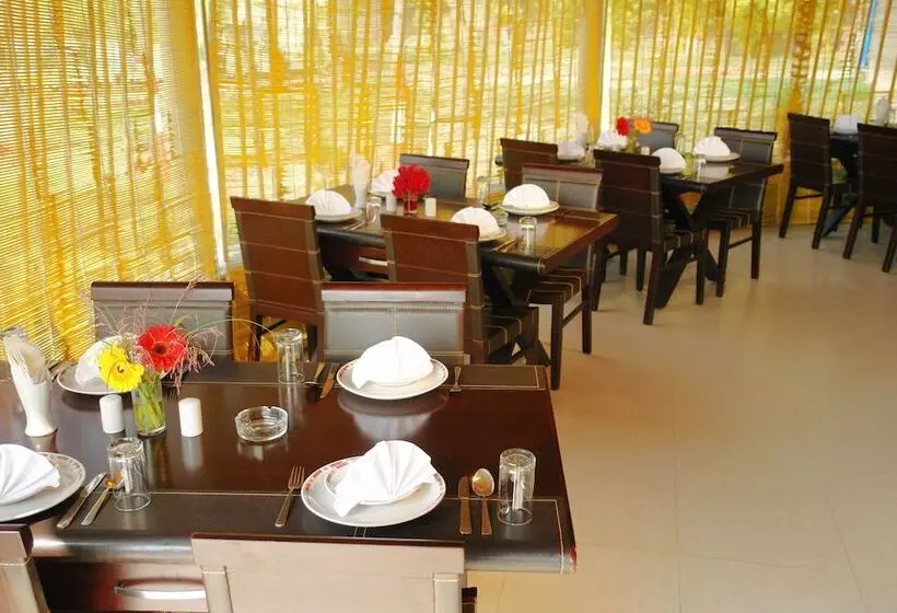 ホテル Click Resort Corbett Tiger Den