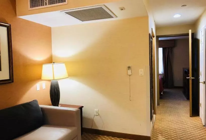 Hôtel Queens County Inn And Suites