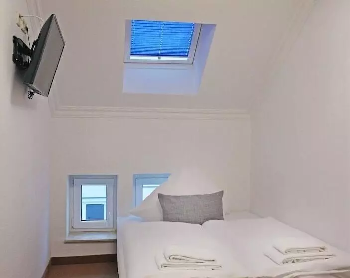 هتل Dingdong Bonn City Apartments