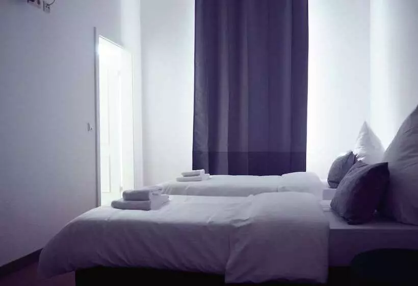 هتل Dingdong Bonn City Apartments