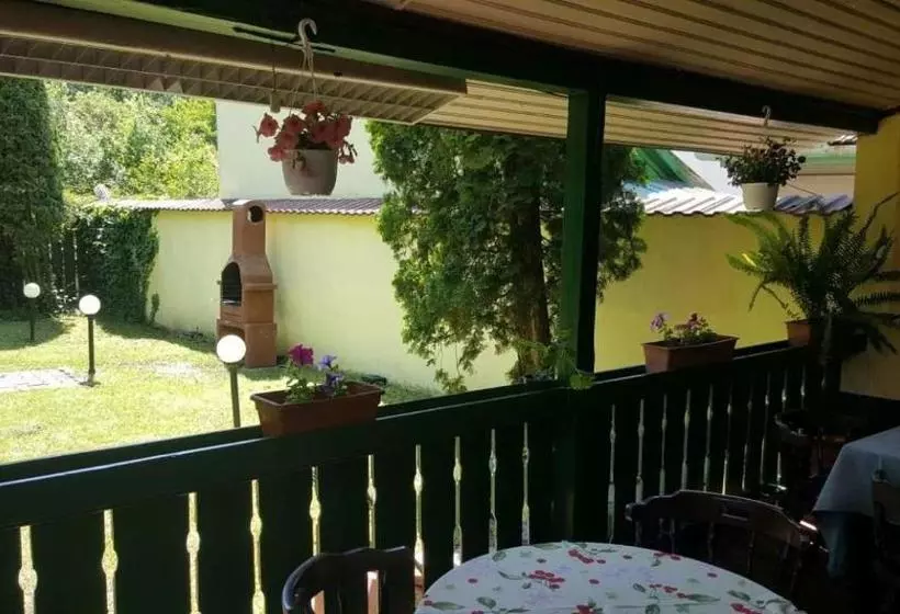 酒店 Pensiunea Doria