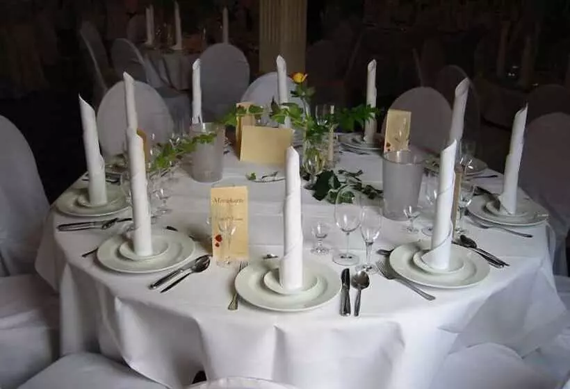 فندق Im Schützenhof, Jever