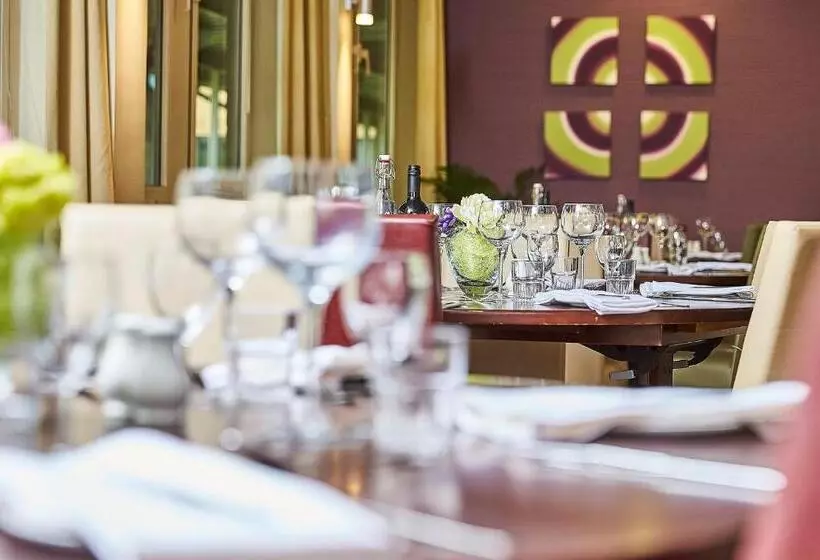 Hotel Kents Hill Park Training & Conference Centre