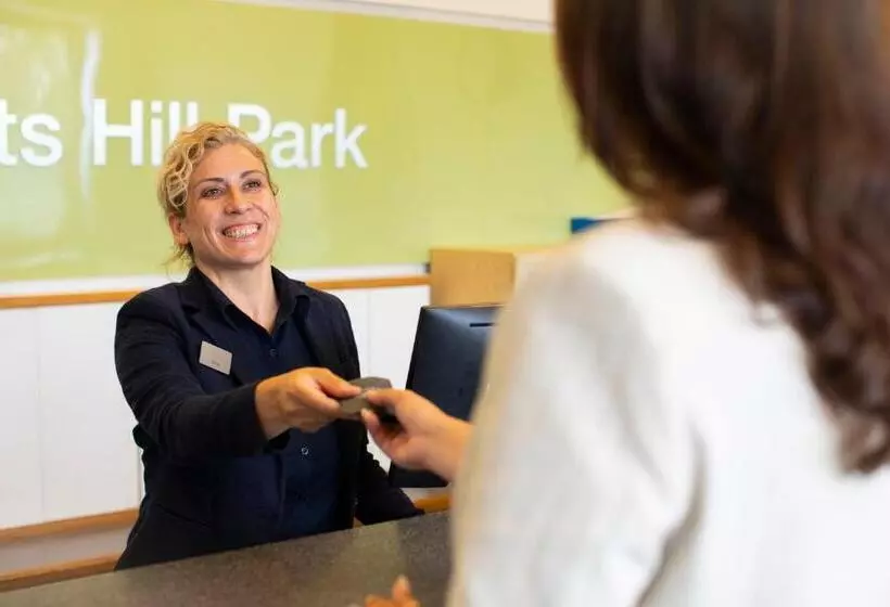 Hotel Kents Hill Park Training & Conference Centre