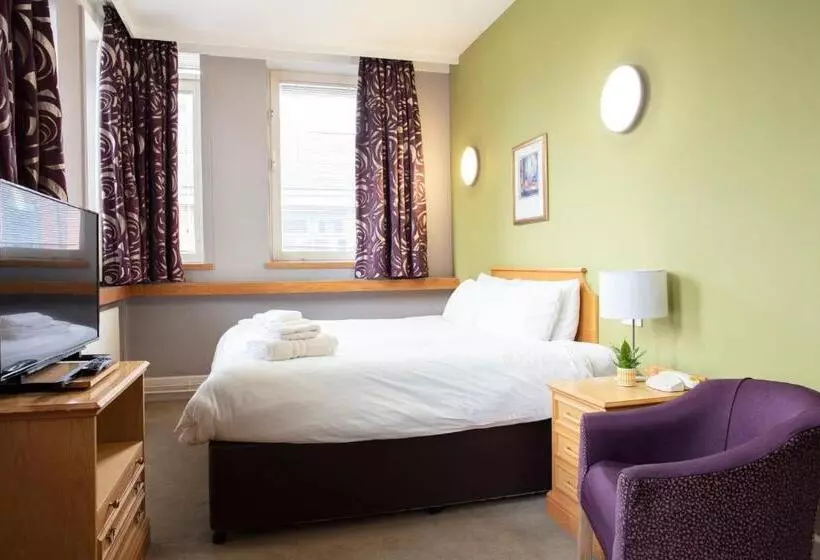 Hotel Kents Hill Park Training & Conference Centre