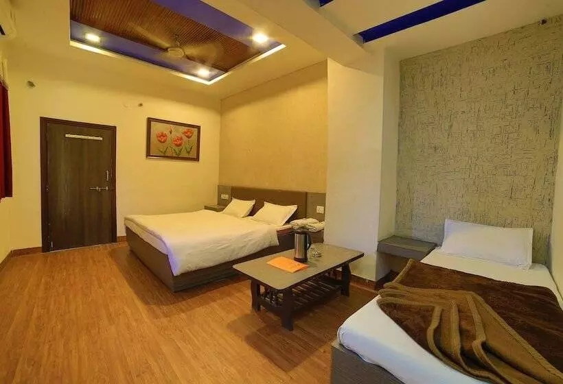 ホテル Mamta Palace