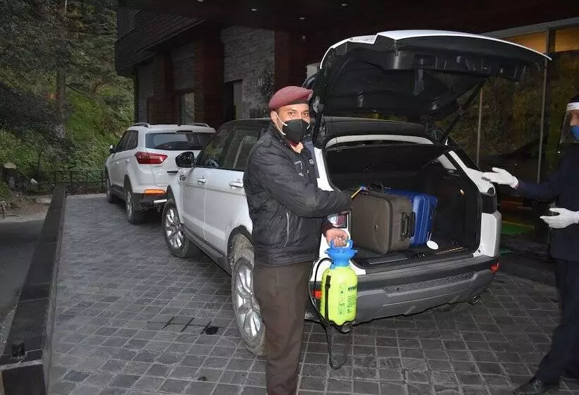 هتل Marina Shimla First Designer Boutique