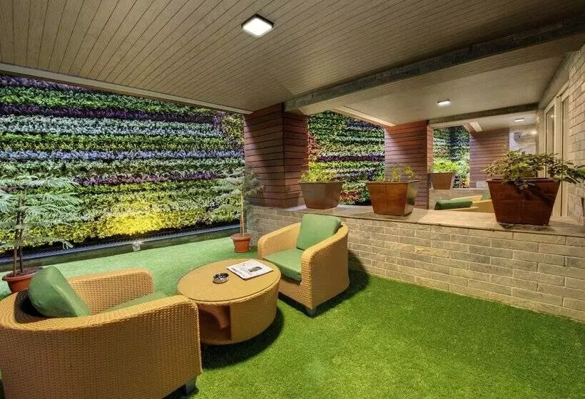 هتل Marina Shimla First Designer Boutique