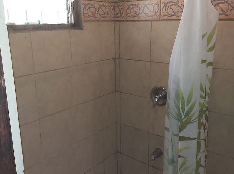 هتل Monte Campana Heredia