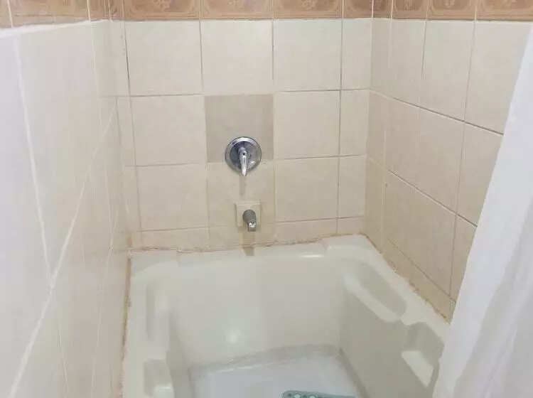 فندق Monte Campana Heredia