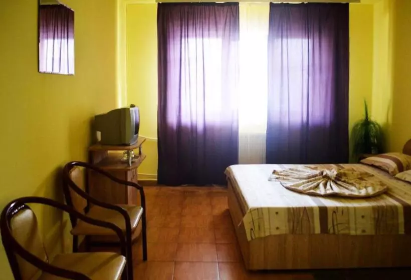 酒店 Orizont Suceava