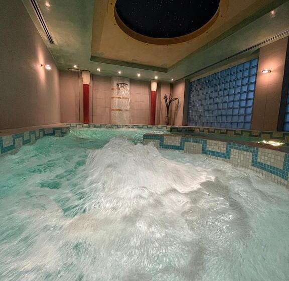 בית מלון כפרי Regina