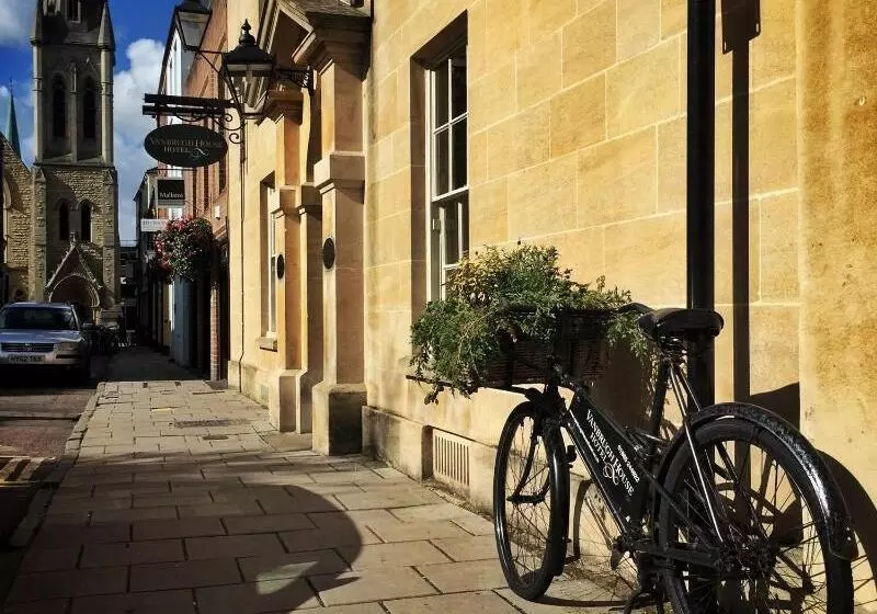 Hotel Vanbrugh House