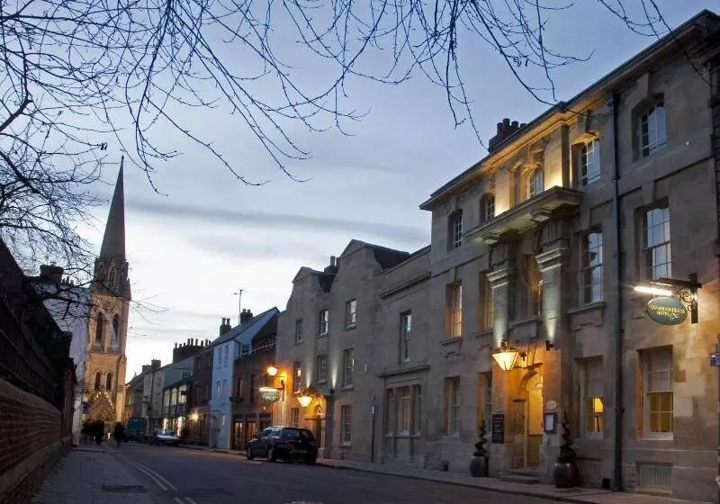 Hotel Vanbrugh House