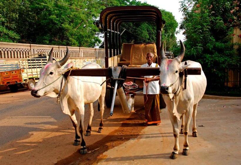 בית מלון כפרי Visalam Chettinad Palace   A Cgh Earth Experience