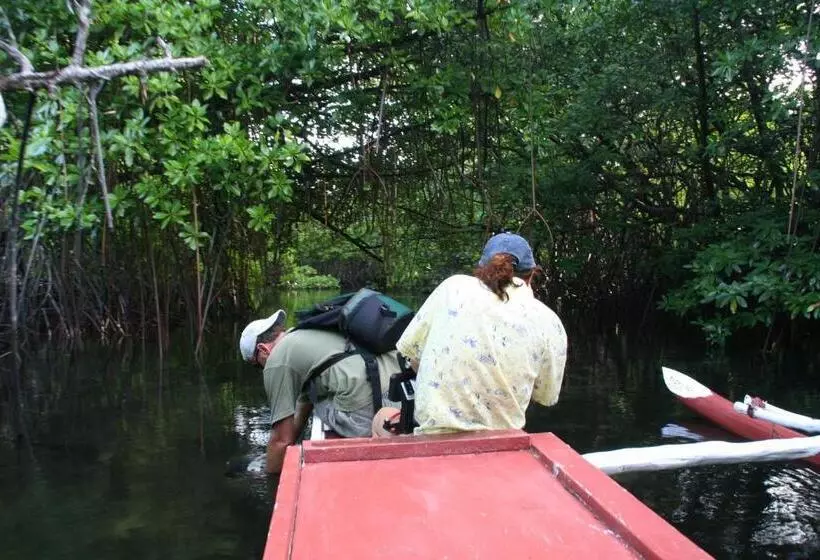 Kosrae Nautilus Resort