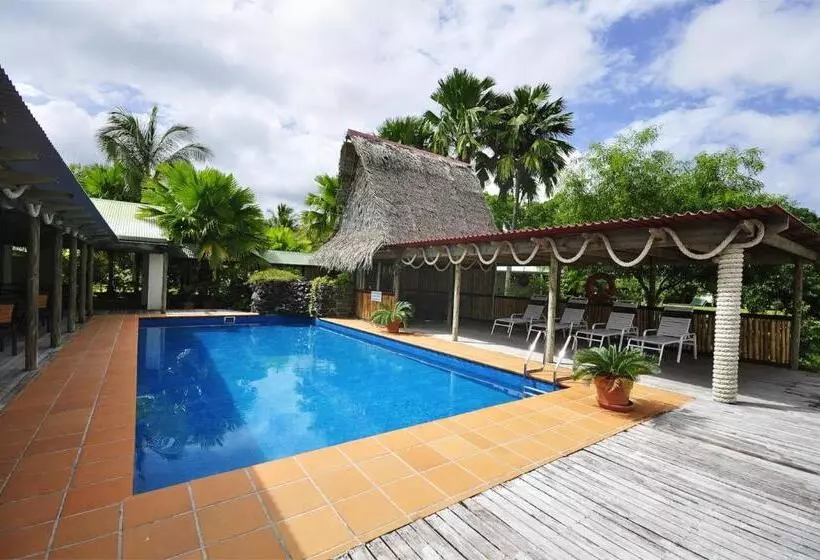 Kosrae Nautilus Resort