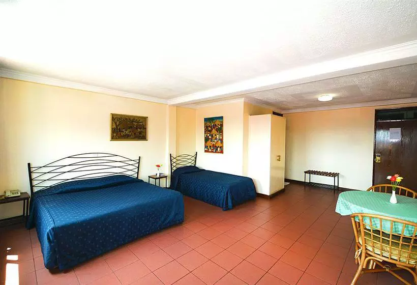 Tourist Hotel Kampala