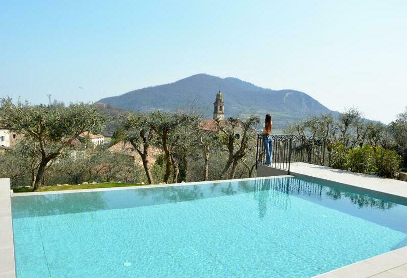 مبيت وإفطار Borgo Petrarca