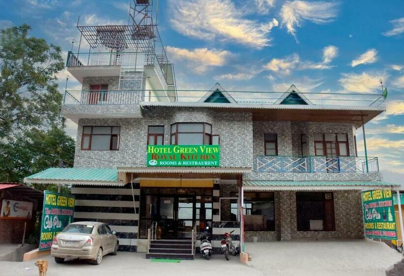 ホテル Kasauli Green View