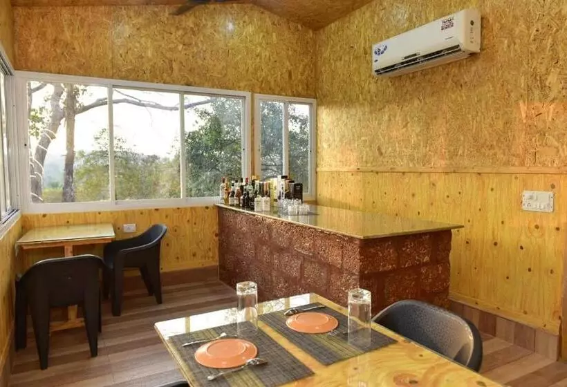 هتل Santanas Wooden Cottages