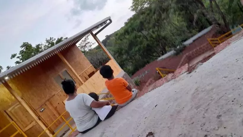 هتل Santanas Wooden Cottages