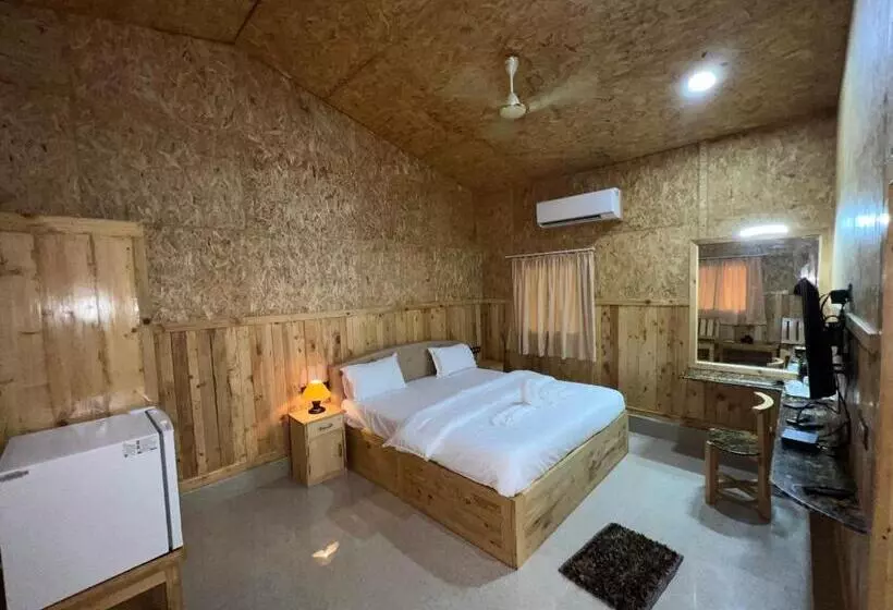 هتل Santanas Wooden Cottages