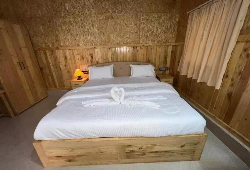 هتل Santanas Wooden Cottages