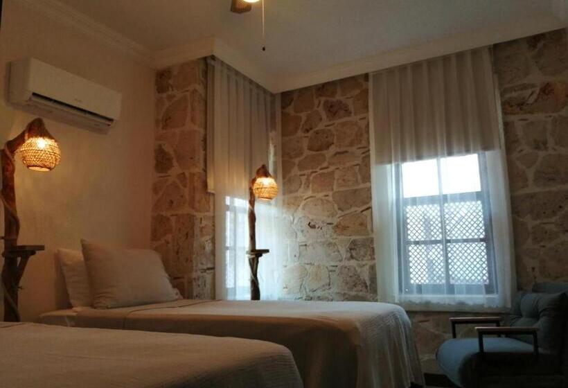 هتل Villa Citronella Boutique