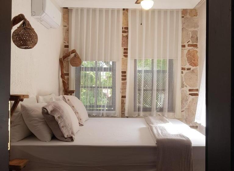 هتل Villa Citronella Boutique