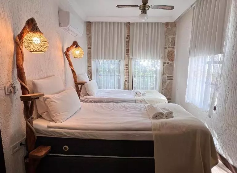 هتل Villa Citronella Boutique