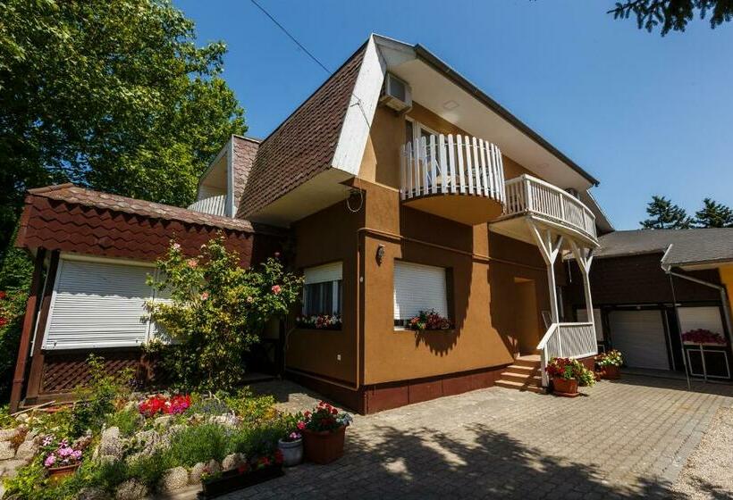 Пансион Mórocz Vendégház