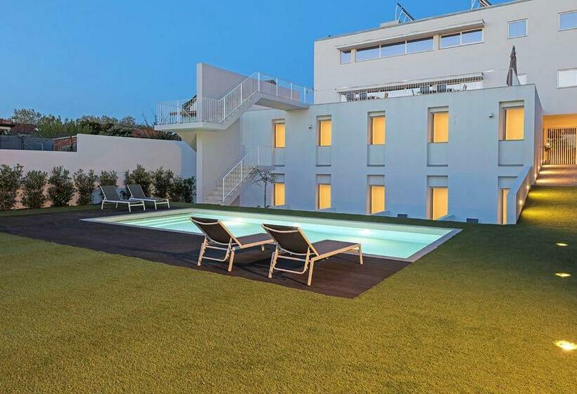 پانسیون Uporto House Residence